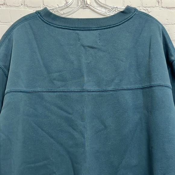 Everlane Crewneck Sweatshirt - Picture 7 of 13